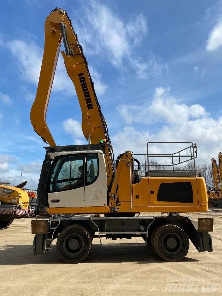 Liebherr LH 30 M Movimentazione rifiuti