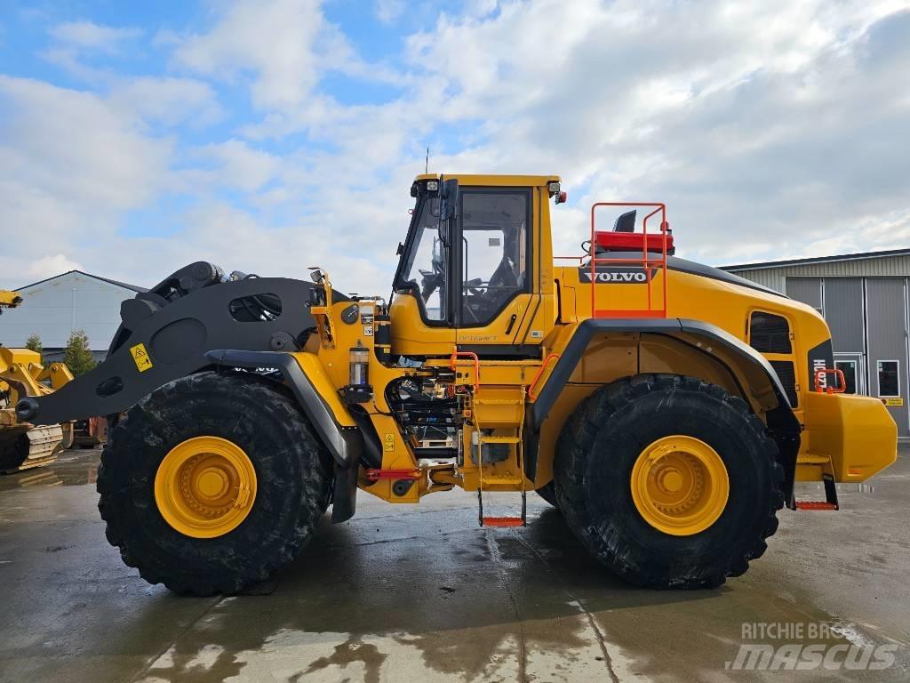 Volvo L260H Pale gommate