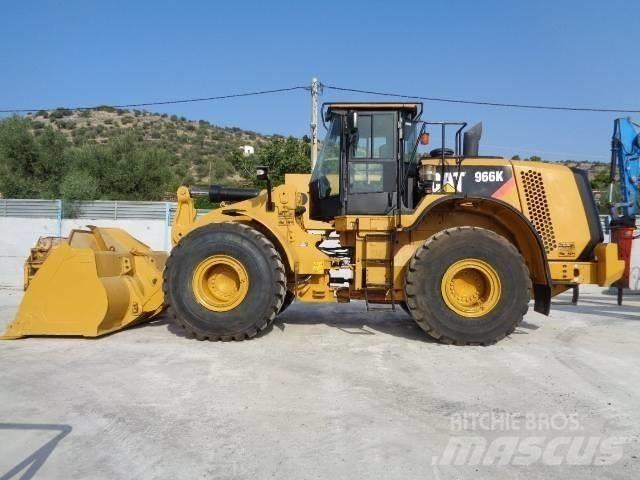 CAT 966K Pale gommate