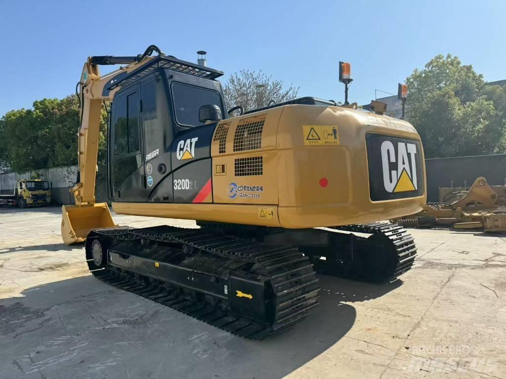 CAT 320 D L Escavatori cingolati