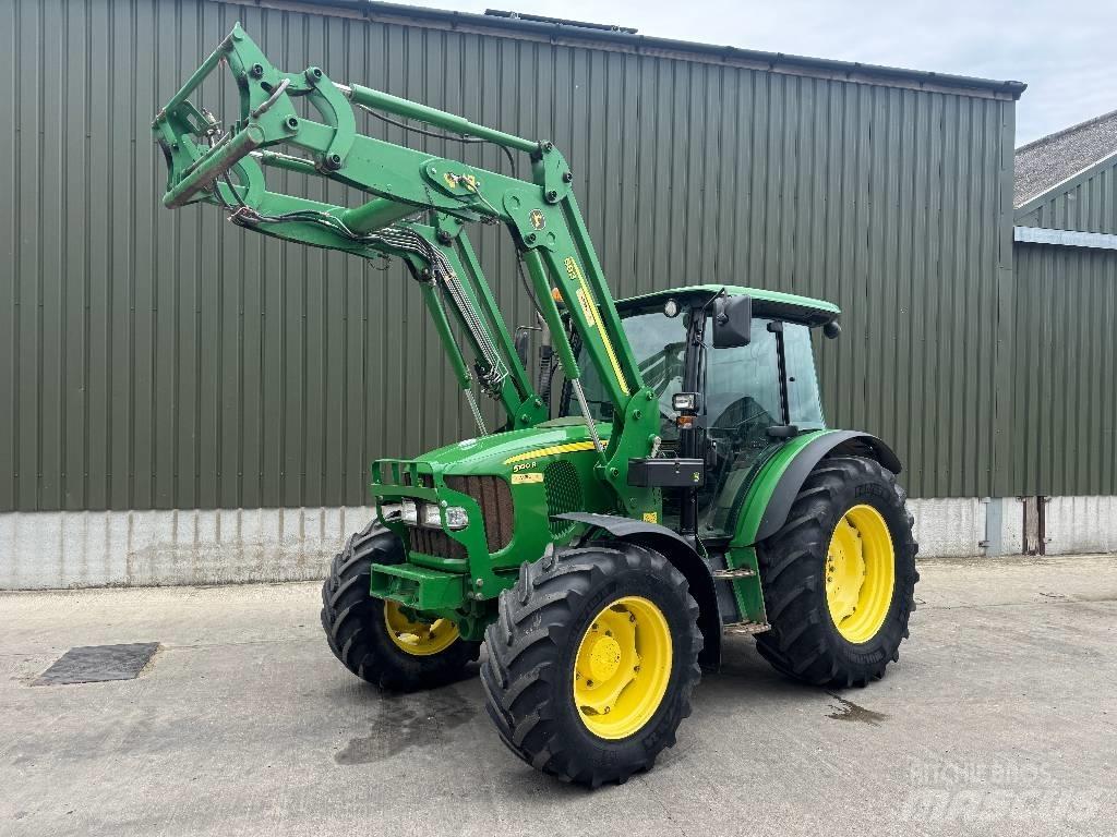 John Deere 5100 R Trattori