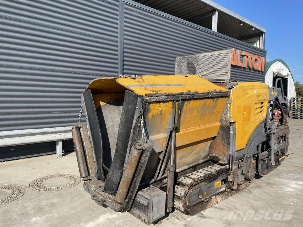 Vögele SUPER 800-3I Finitrici