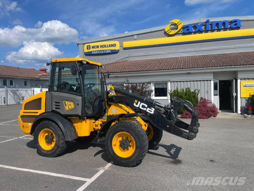 JCB 409 Pale gommate