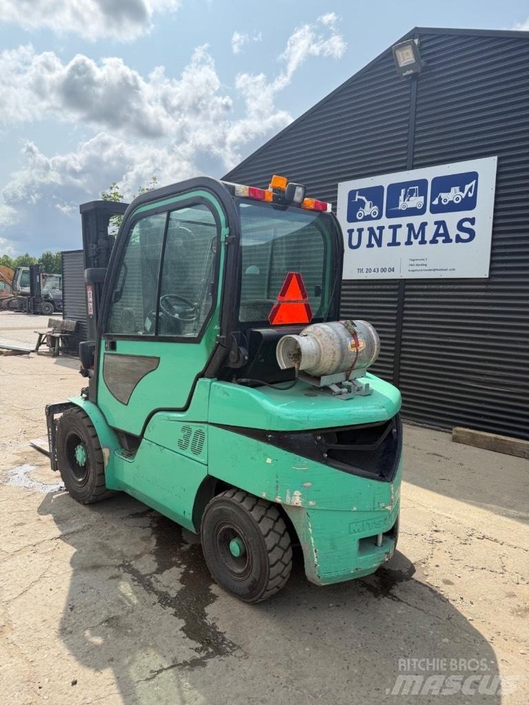 Mitsubishi FG 30 Carrelli elevatori GPL