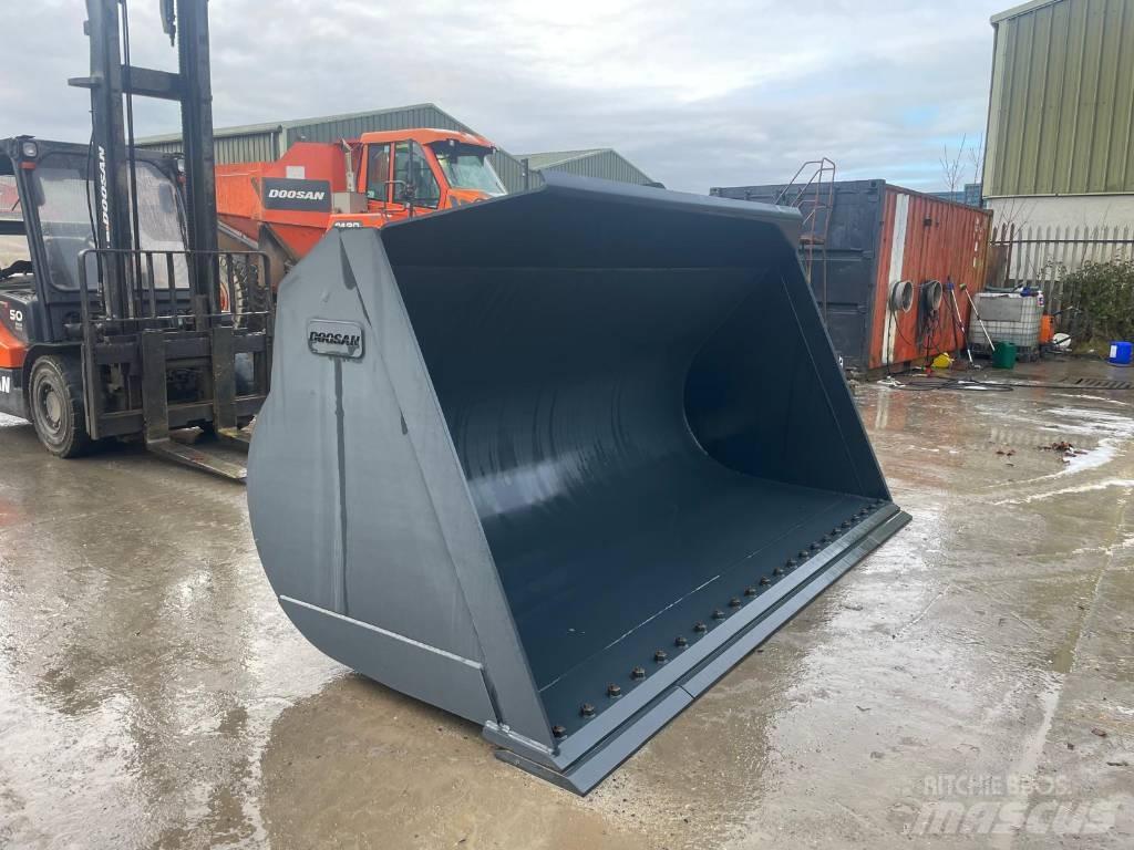 Doosan DL550 Benne