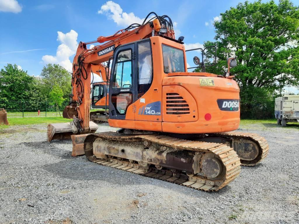 Doosan DX 140 LCR-3 Escavatori cingolati