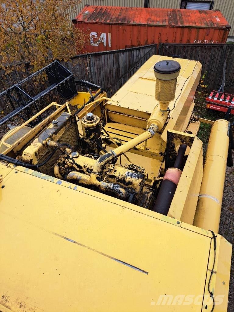 New Holland 8030H Mietitrebbiatrici