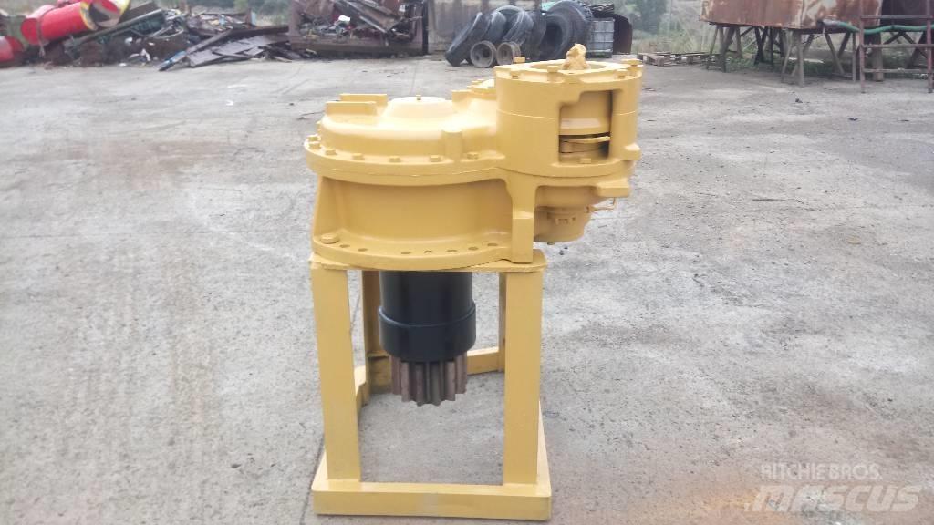 CAT 245 Trasmissione