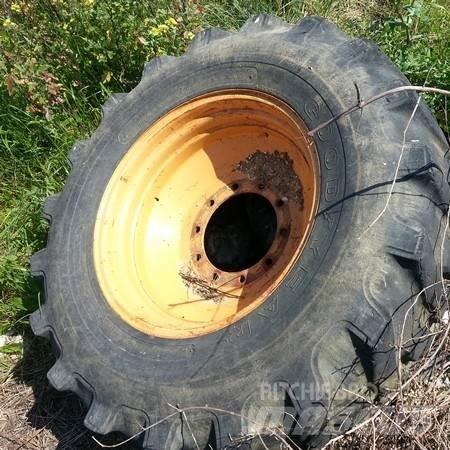 Case 580 SLE Jante Pneumatici, ruote e cerchioni