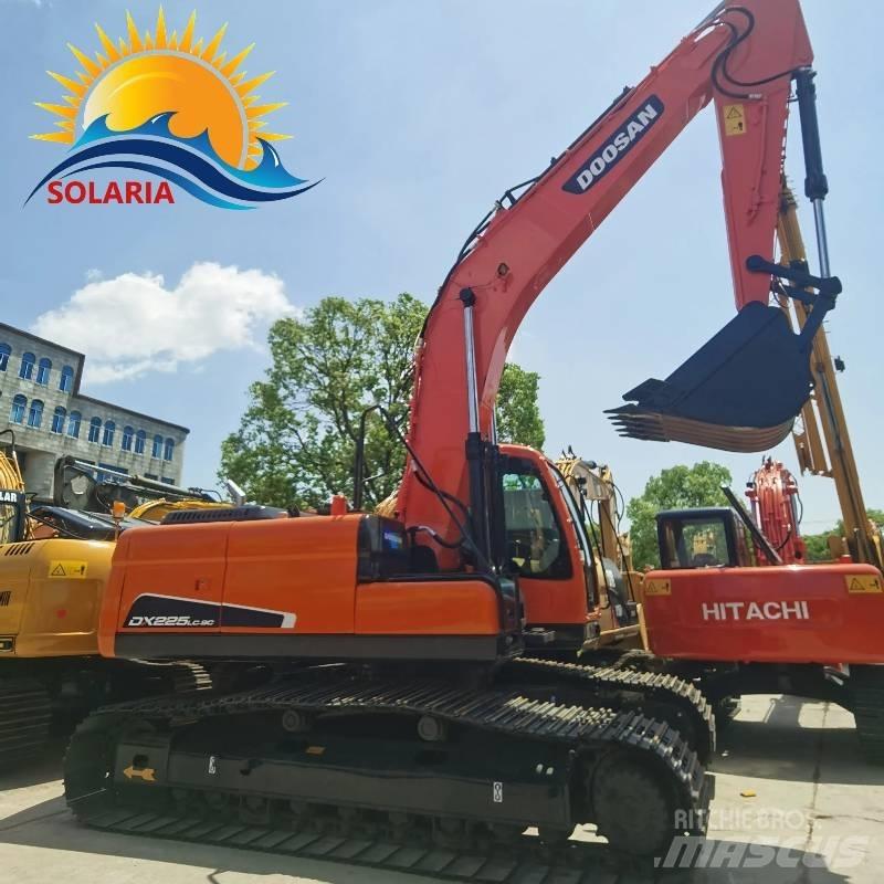 Doosan DX 225 LC Escavatori cingolati