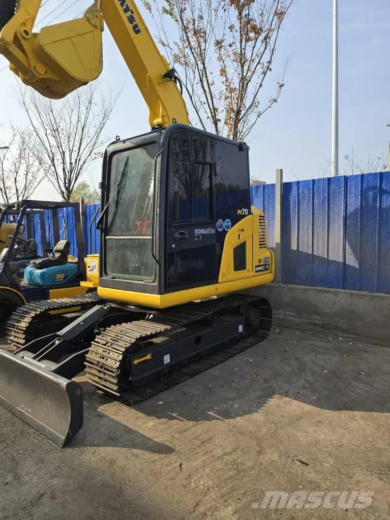 Komatsu PC 70 Miniescavatori
