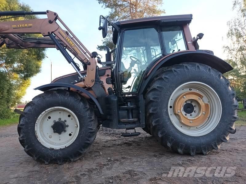Valtra N 141 Trattori