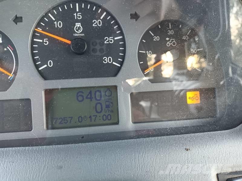 Valtra N 141 Trattori