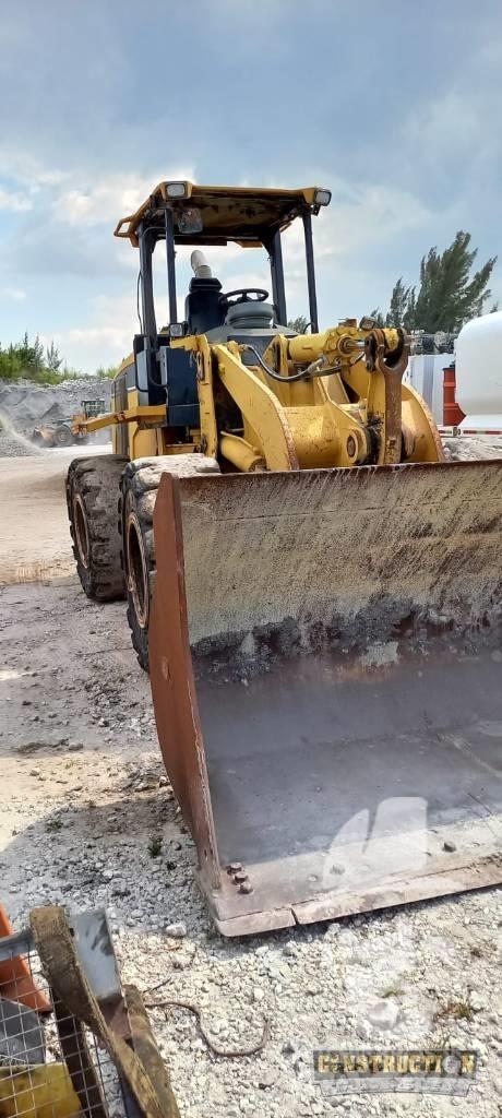CAT 938 G Pale gommate