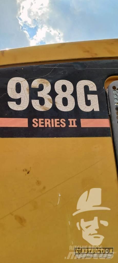 CAT 938 G Pale gommate