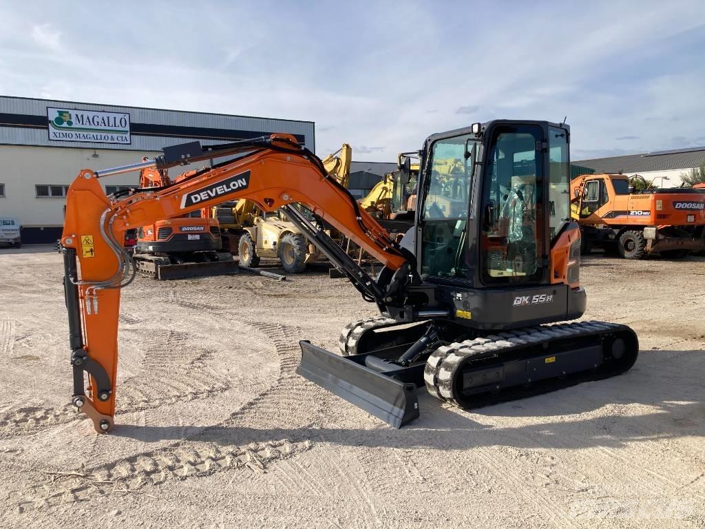 Develon DX 55 R-7 Miniescavatori