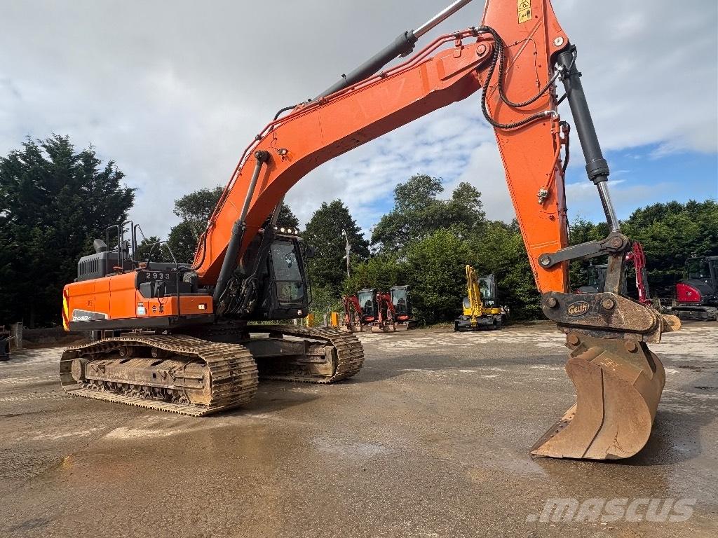Doosan DX380LC-5 Escavatori cingolati