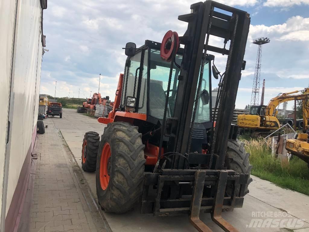 JCB 930-4 Elevatore per esterni