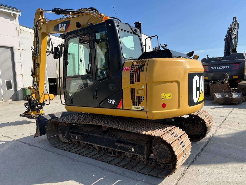 CAT 311 F LRR Escavatori cingolati