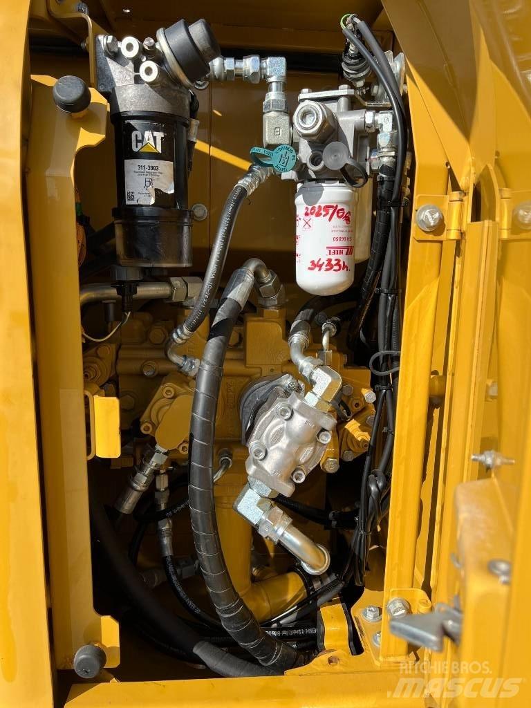 CAT 311 F LRR Escavatori cingolati