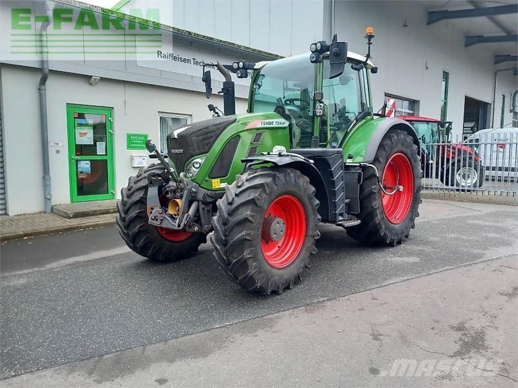 Fendt 724 vario s4 Trattori