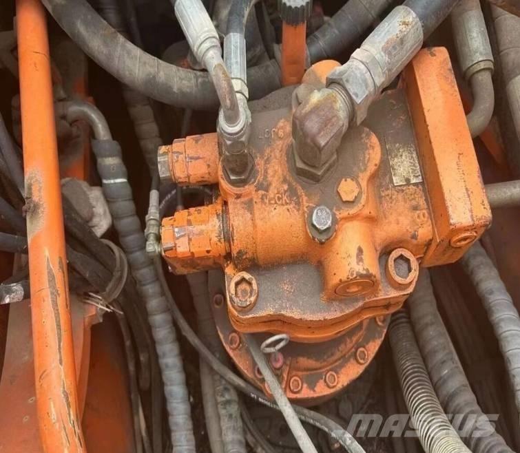 Doosan DH210W Escavatori gommati