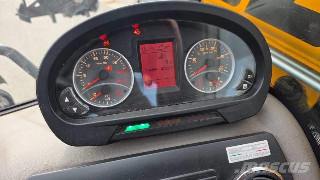 Dieci Agristar 40.8 Sollevatori telescopici per agricoltura