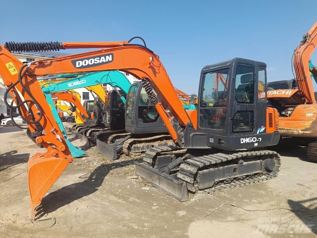 Doosan DH 60-7 Miniescavatori