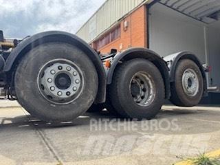 Volvo FM 460 Camion con gancio di sollevamento