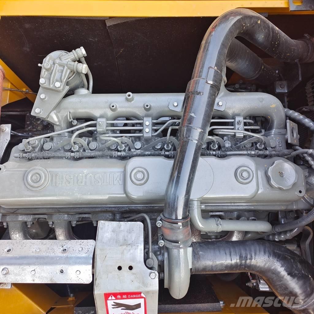 Sany SY 215 Escavatori cingolati