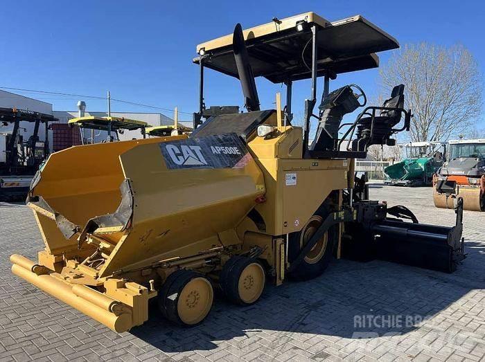CAT AP 500E Finitrici