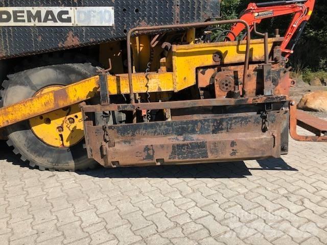 Demag DF 10 Finitrici