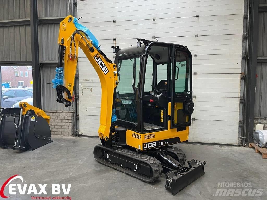 JCB 19 C-1 Miniescavatori
