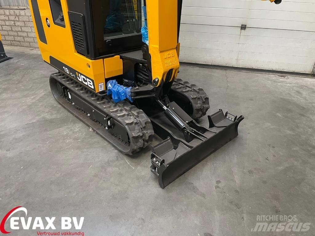 JCB 19 C-1 Miniescavatori
