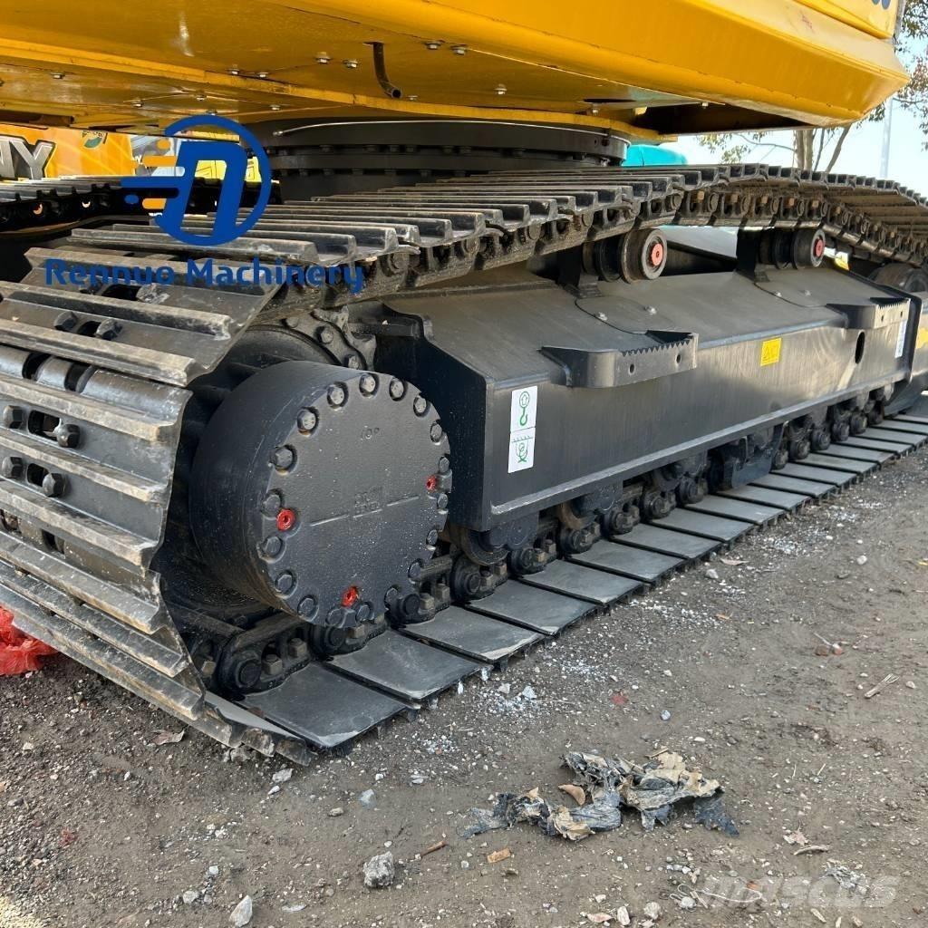 Komatsu PC200-8 Escavatori cingolati