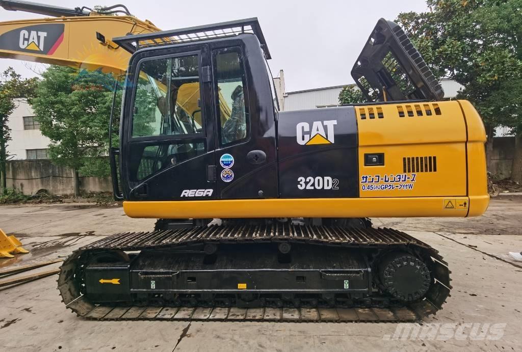 CAT 320d2 Escavatori cingolati