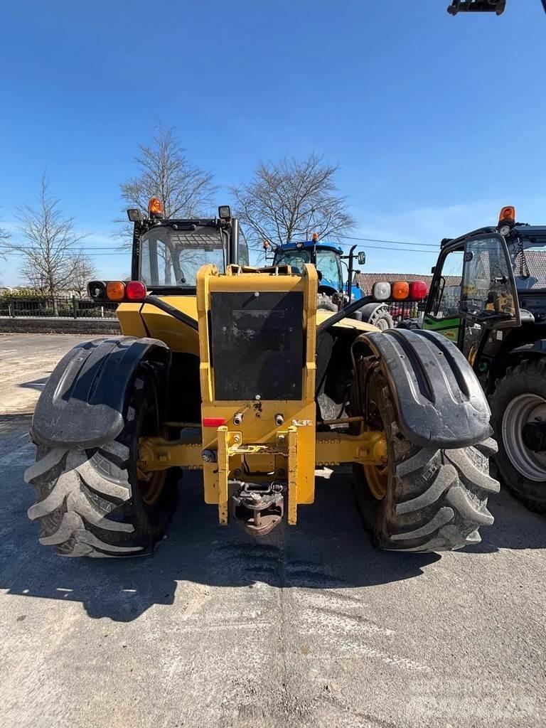 CAT TH330B Sollevatori telescopici per agricoltura