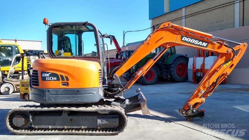 Doosan DX 60 R Miniescavatori