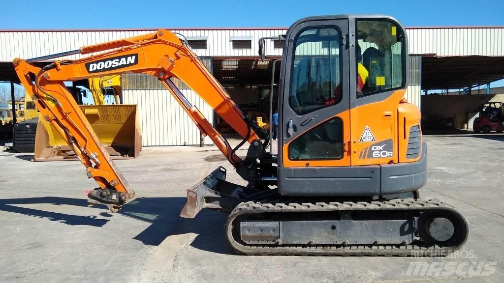 Doosan DX 60 R Miniescavatori
