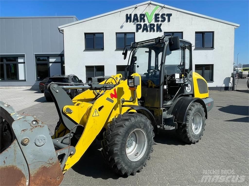 Wacker Neuson WL44 Pale gommate