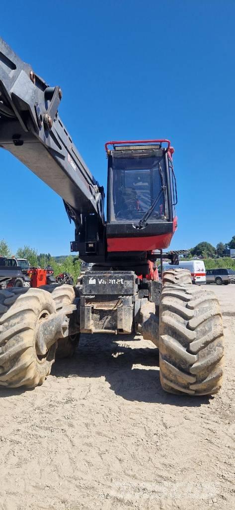 Komatsu 931 Abbattitrici, Disboscatrici