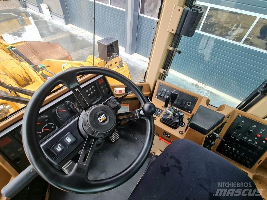 CAT 950 F II Pale gommate