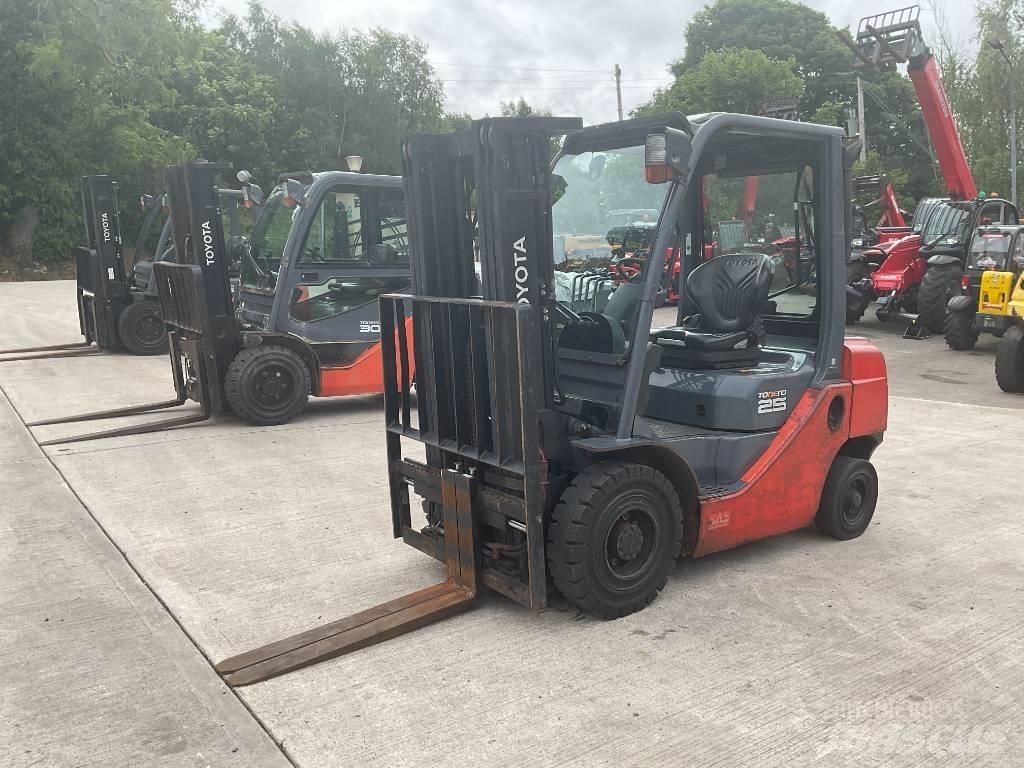 Toyota 02-8 FDF 25 Carrelli elevatori diesel