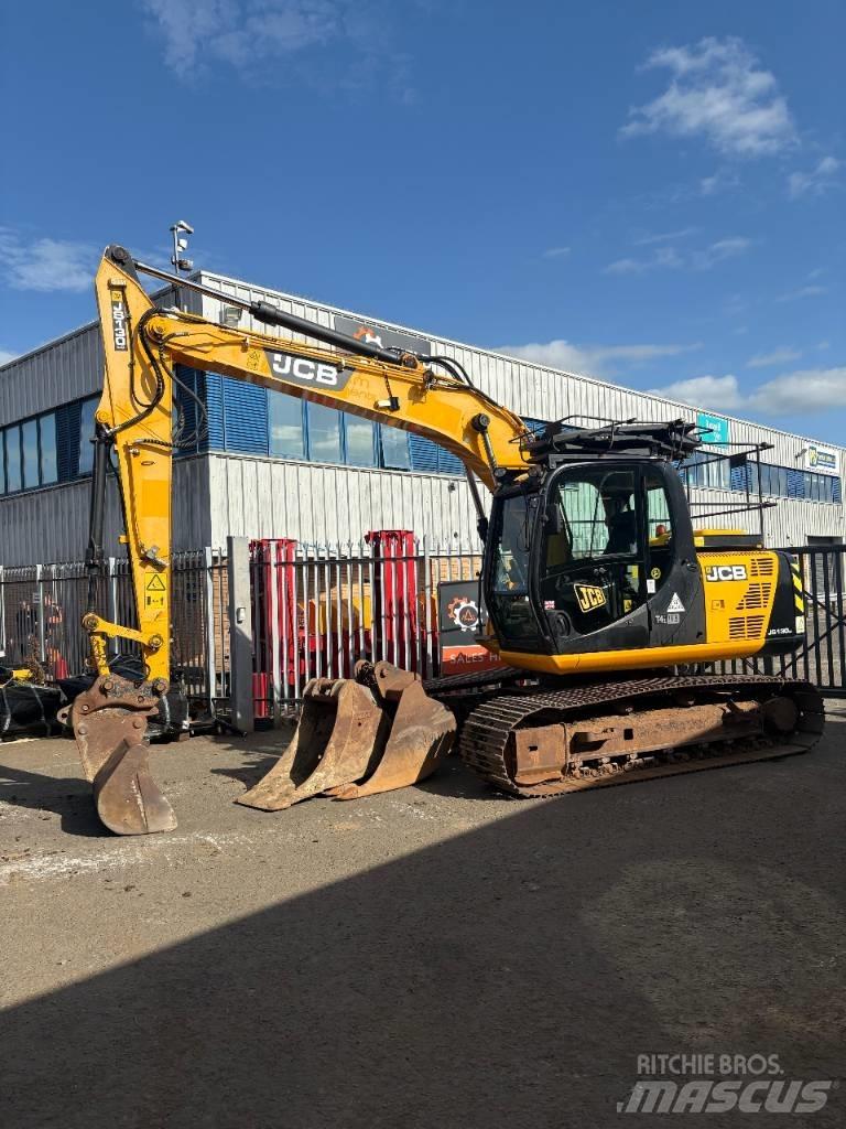 JCB JS 130 LC Escavatori cingolati