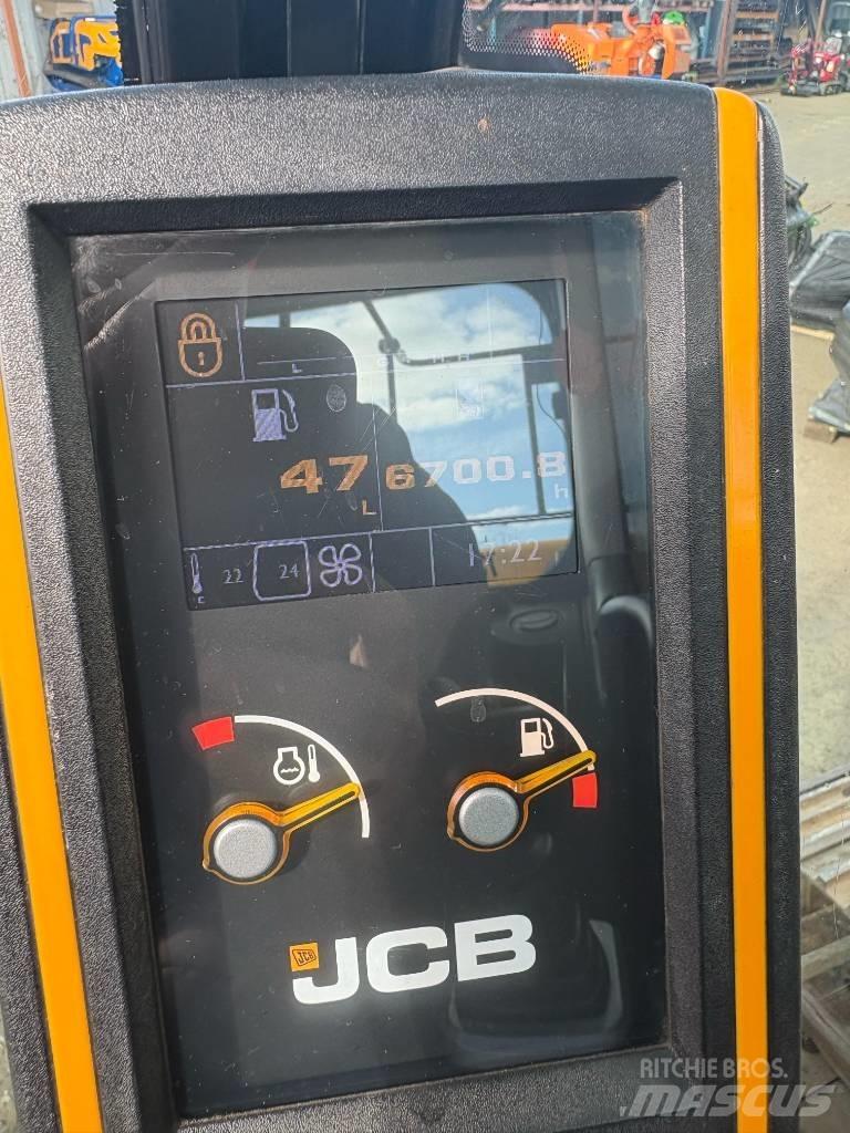 JCB JS 130 LC Escavatori cingolati