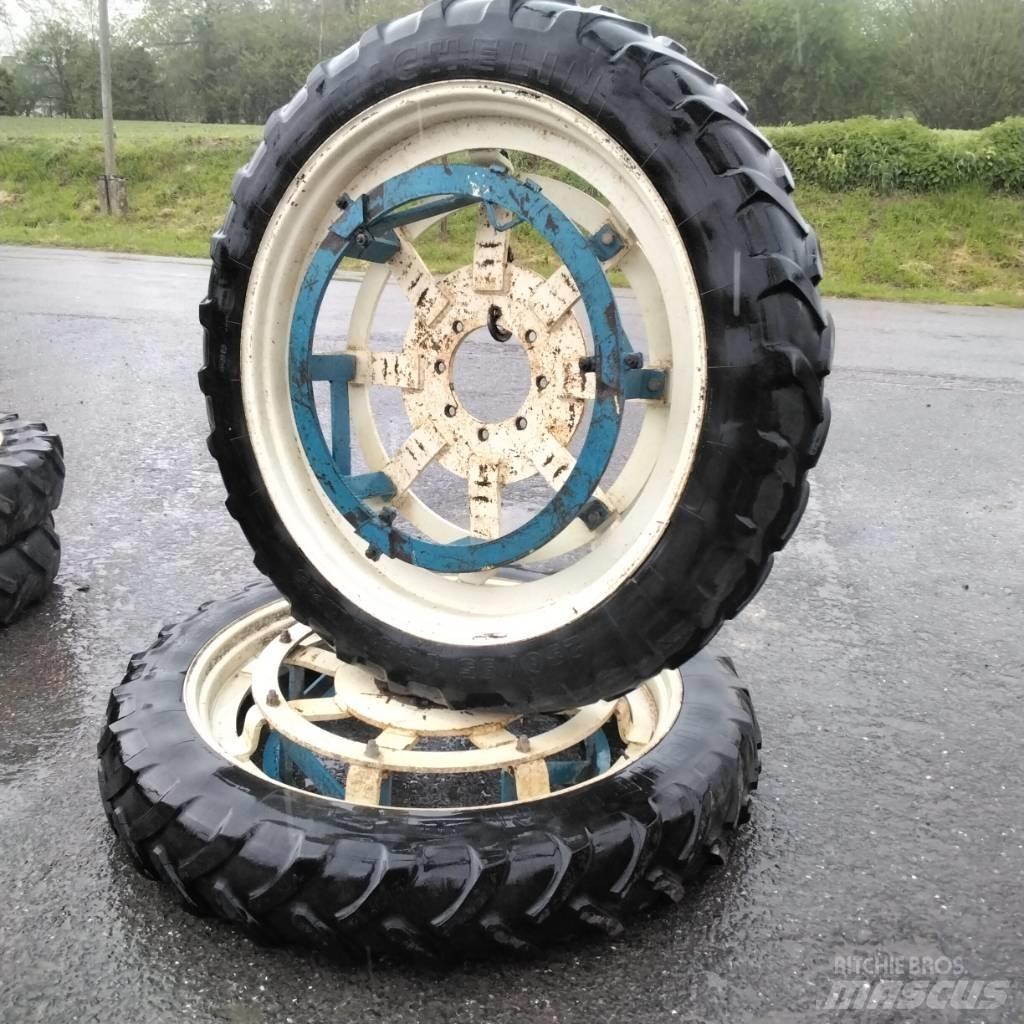 Michelin 230/95R44 Pneumatici, ruote e cerchioni