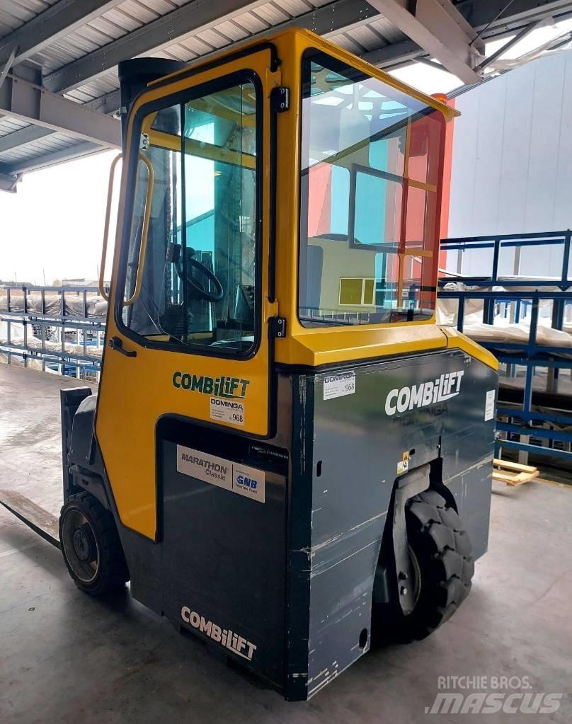 Combilift CBE4 Carrello elevatore retrattile a 4 vie