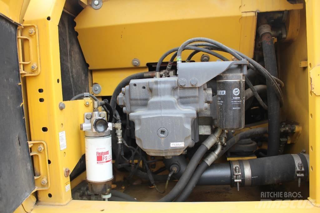 Komatsu PC 240 LC-8 Escavatori cingolati