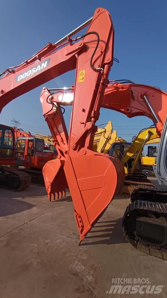 Doosan DX 300 LC Escavatori cingolati