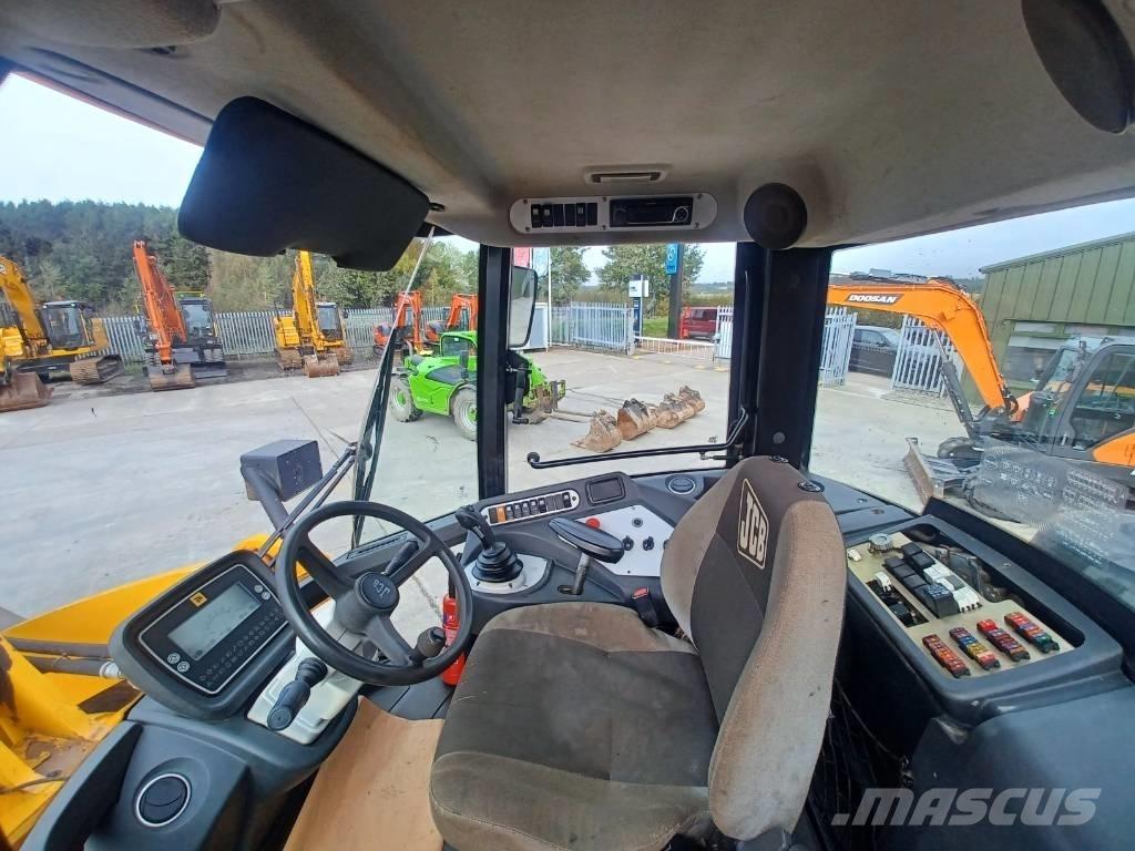 JCB 456E Pale gommate